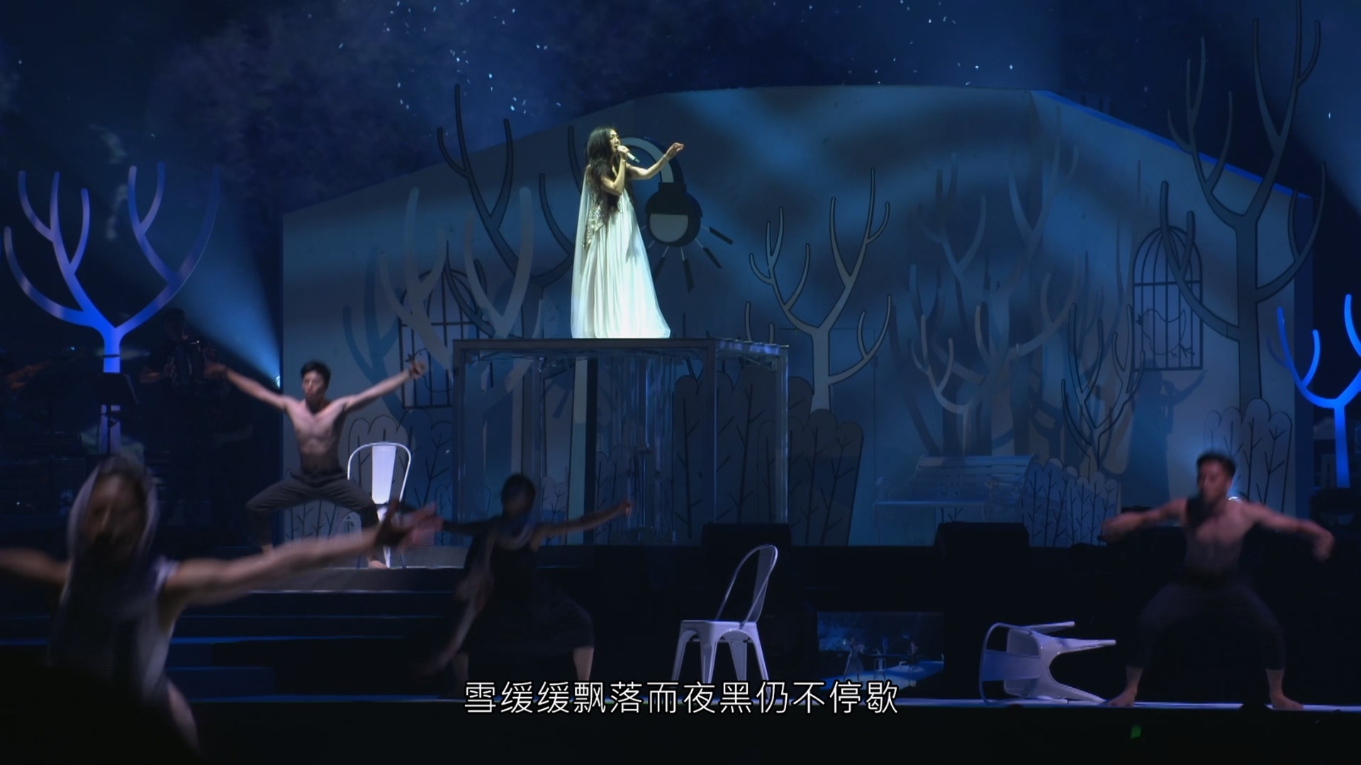[115ed2k] [万芳2018台北小巨蛋演唱会][原盘繁简SUP字幕/章节歌曲][BluRay.1080p.DTS-HD.MA.5.1.Flac.x265.10bit][MKV/18.23G]
