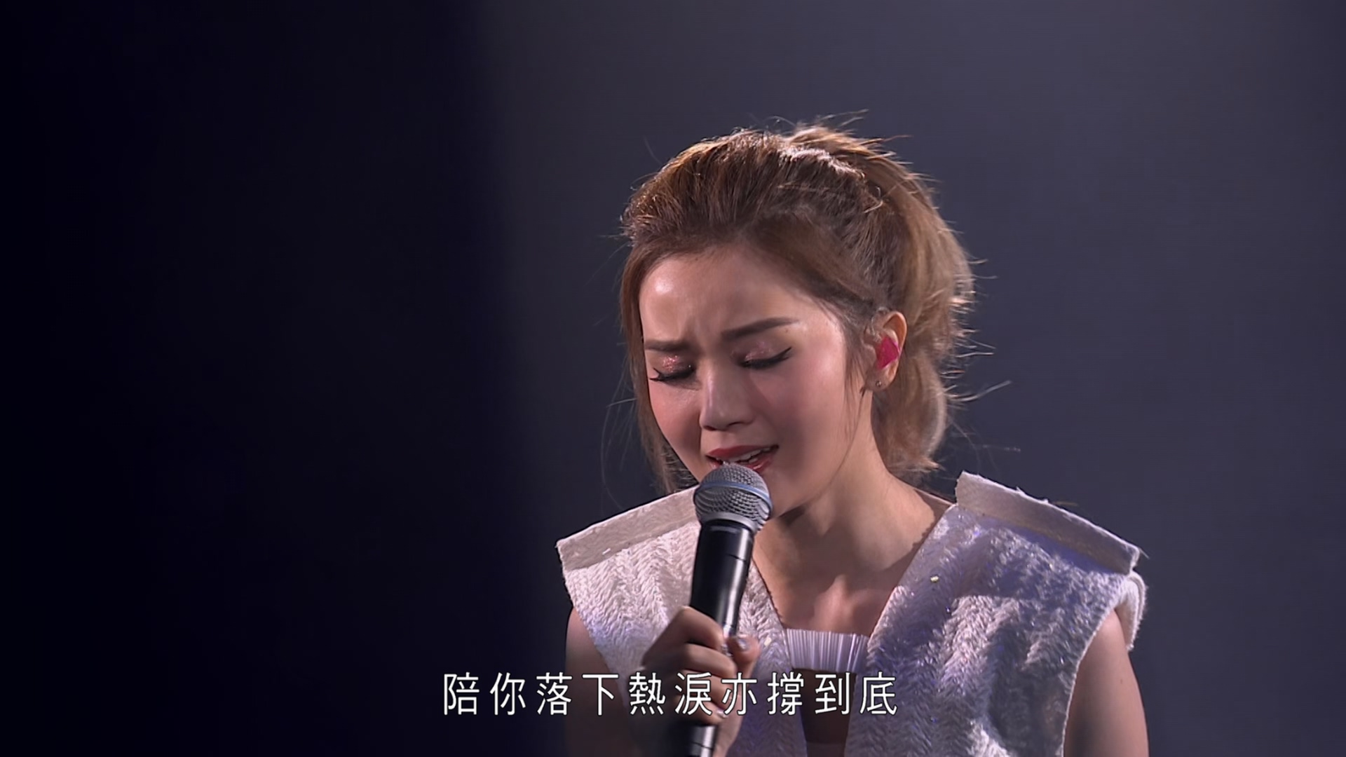 [115ed2k] [Twins 2015 香港演唱会][原盘繁SUP字幕/章节歌曲][BluRay.1080p.Audio.DTS-HD.MA.5.1.x265.10bit][MKV/19.9G]