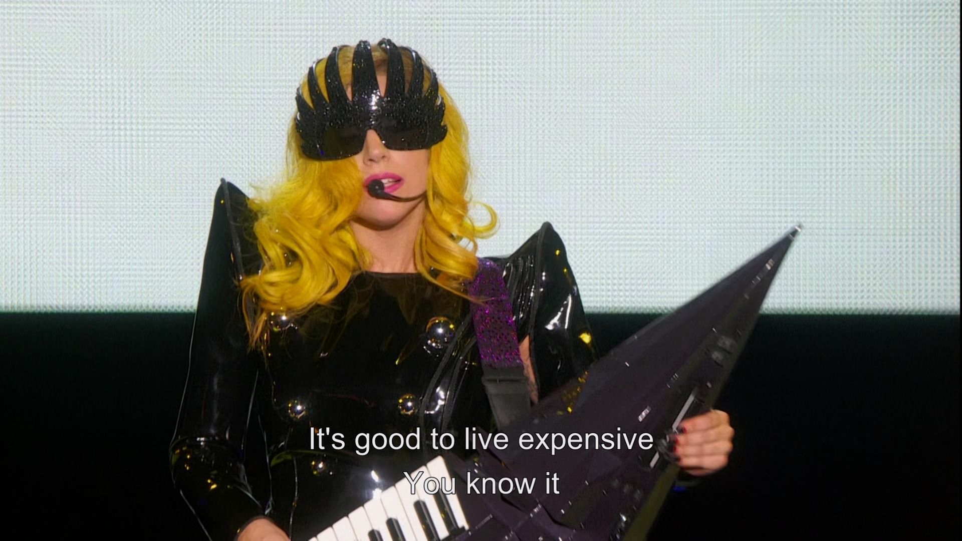 [115ed2k] [Lady Gaga 恶魔舞会巡演之麦迪逊公园广场演唱会][英SUP字幕/章节][BluRay.1080p.TrueHD.5.1.x265.10bit][MKV/13.12G]