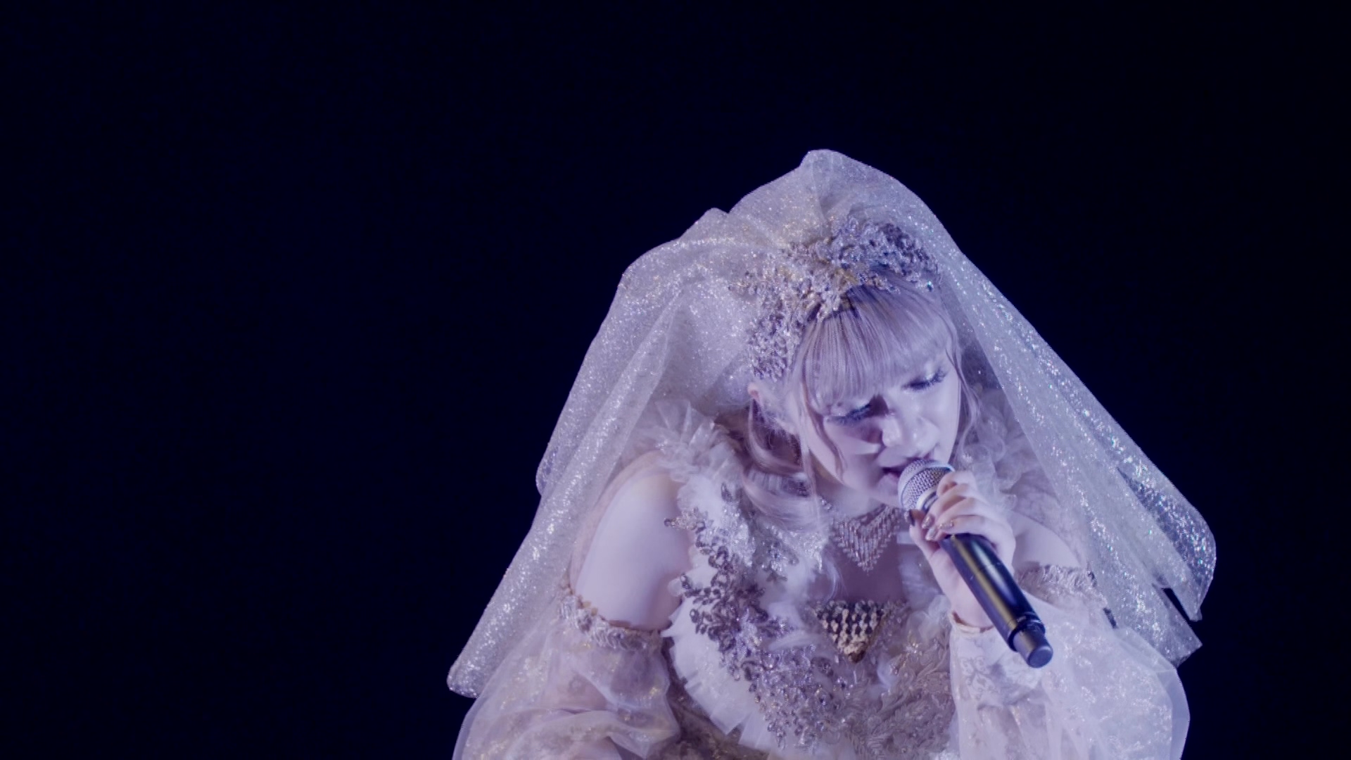 [115ed2k] [GARNiDELiA 起死回生 Premium Live 演唱会][章节选曲][BluRay.1080p.Flac.2.0.x265.10bit][MKV/5.79G]