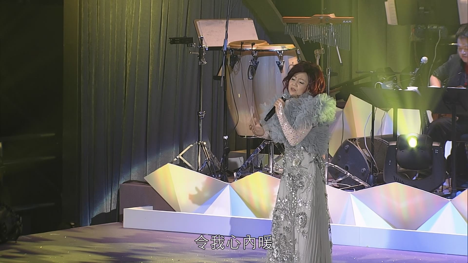 [115ed2k] [当张德兰遇上顾嘉辉演唱会][原盘繁简SUP字幕/章节歌曲][BluRay.1080p.DTS-HD.MA.5.1.x265.10bit][MKV/12.7G]