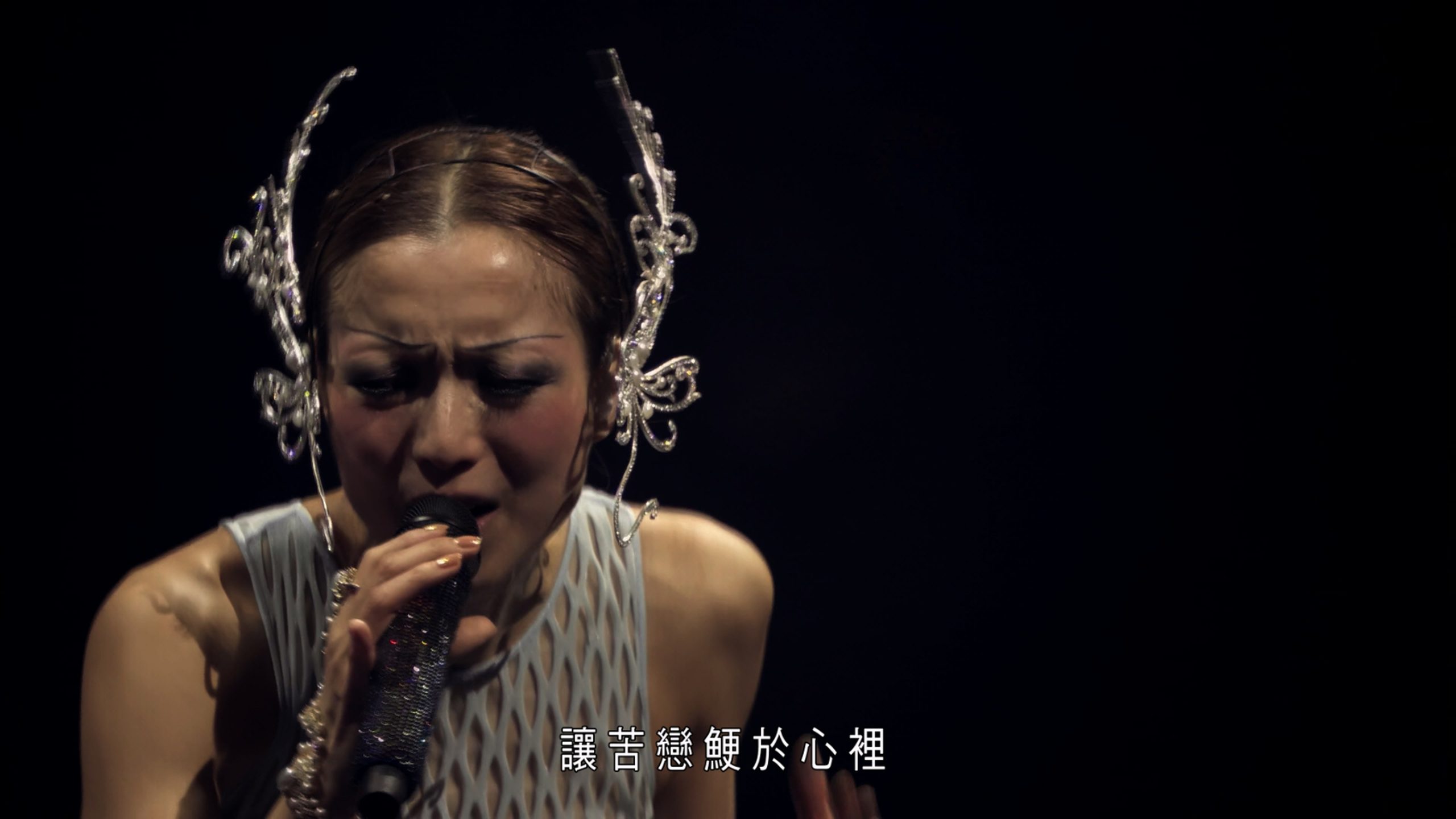 [115ed2k] [郑秀文 Touch Mi 2 演唱会][ 繁体SUP字幕/章节歌曲][BluRay.2160p.x265.10bit][MKV/28.45G]