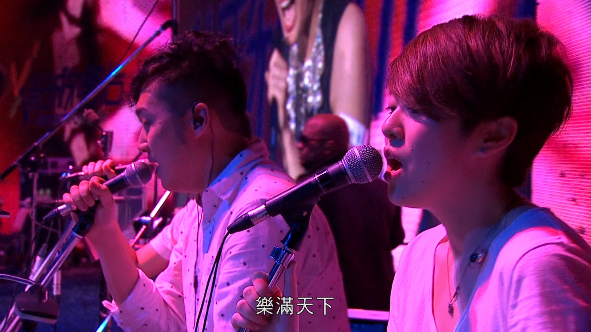 [115ed2k] [2011新城容祖儿音乐会][章节歌曲][BluRay.1080p.2Audio.DTS-HD.MA.5.1.x265.10bit][MKV/20G]