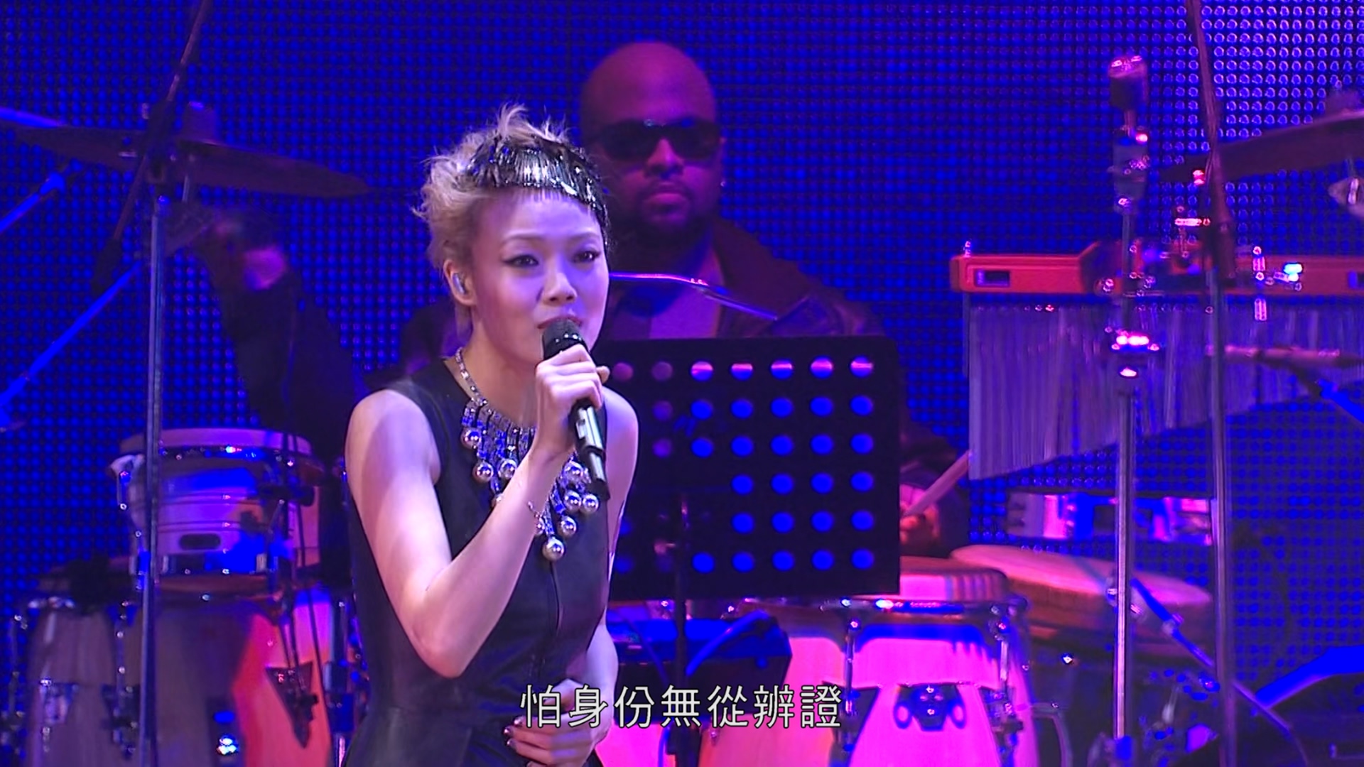 [115ed2k] [2011新城容祖儿音乐会][章节歌曲][BluRay.1080p.2Audio.DTS-HD.MA.5.1.x265.10bit][MKV/20G]