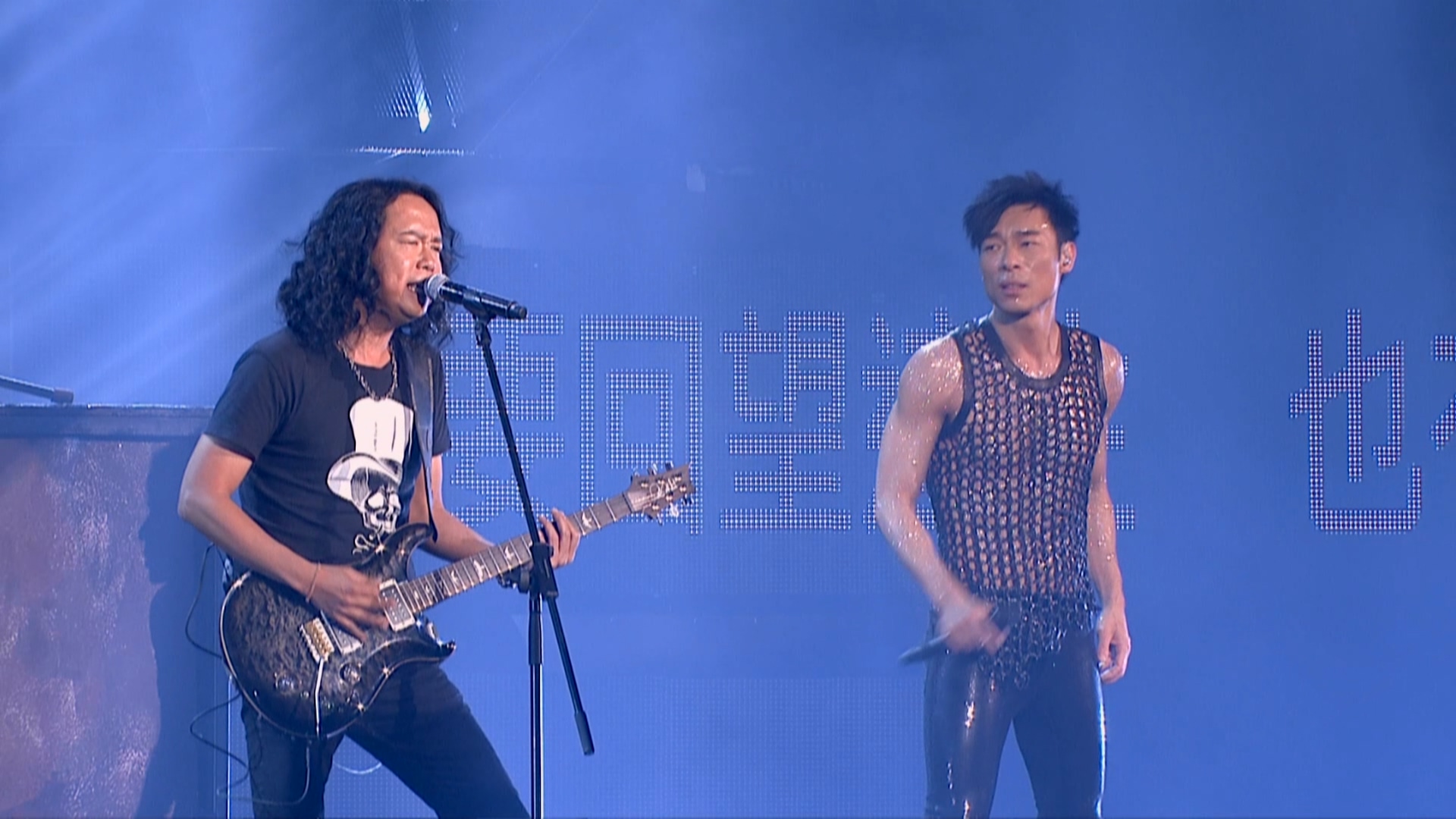 [115ed2k] [许志安 Andy Hui Come On Live 2015 香港红馆演唱会][ISO/44.85G]