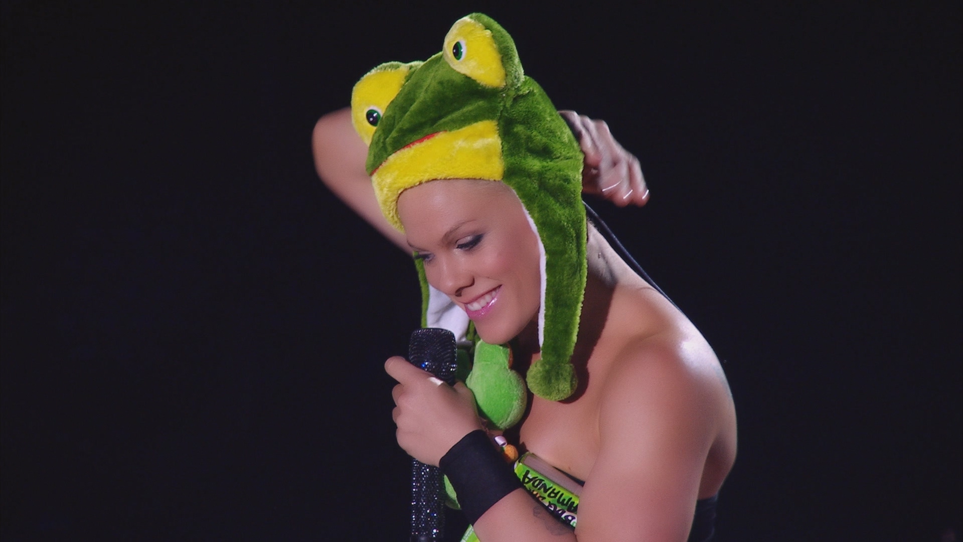 [115ed2k] [Pink 2013年墨尔本现场演唱会 Pink The Truth About Love Tour 2013][ISO/41.69G]