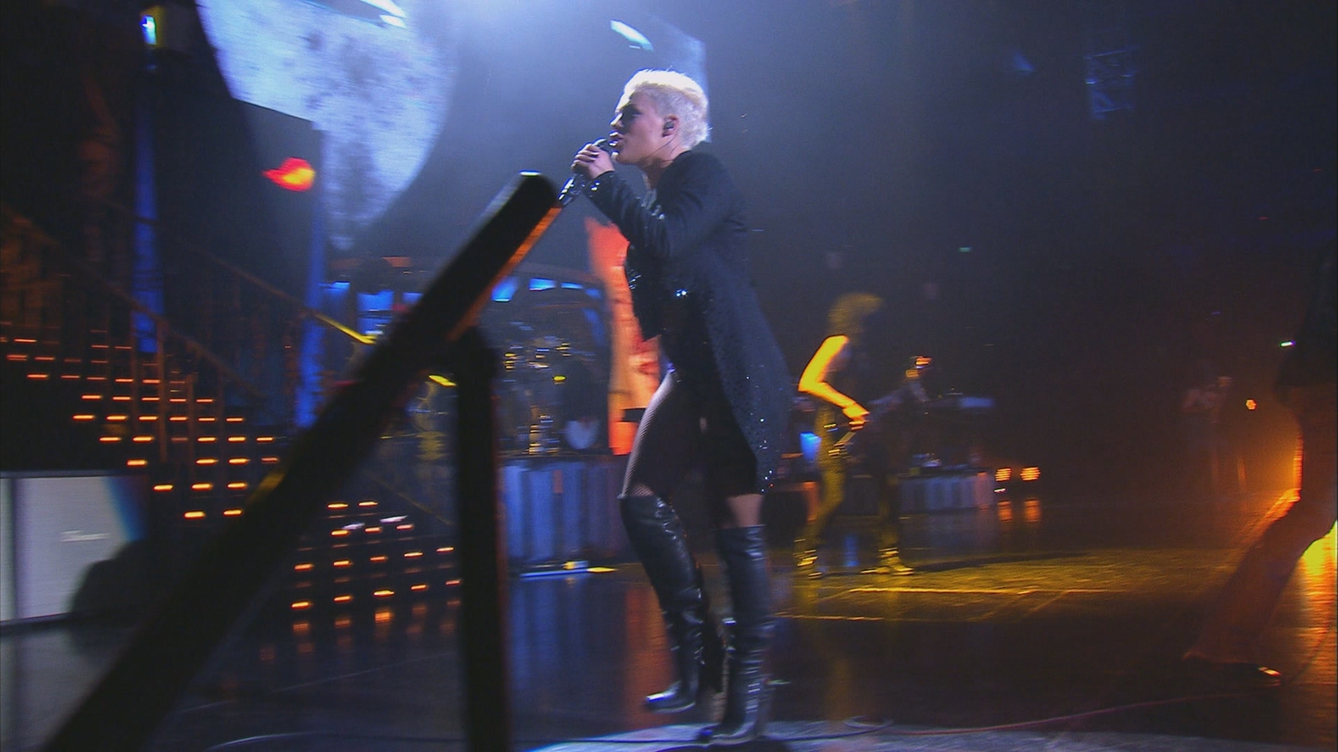 [115ed2k] [Pink 2013年墨尔本现场演唱会 Pink The Truth About Love Tour 2013][ISO/41.69G]