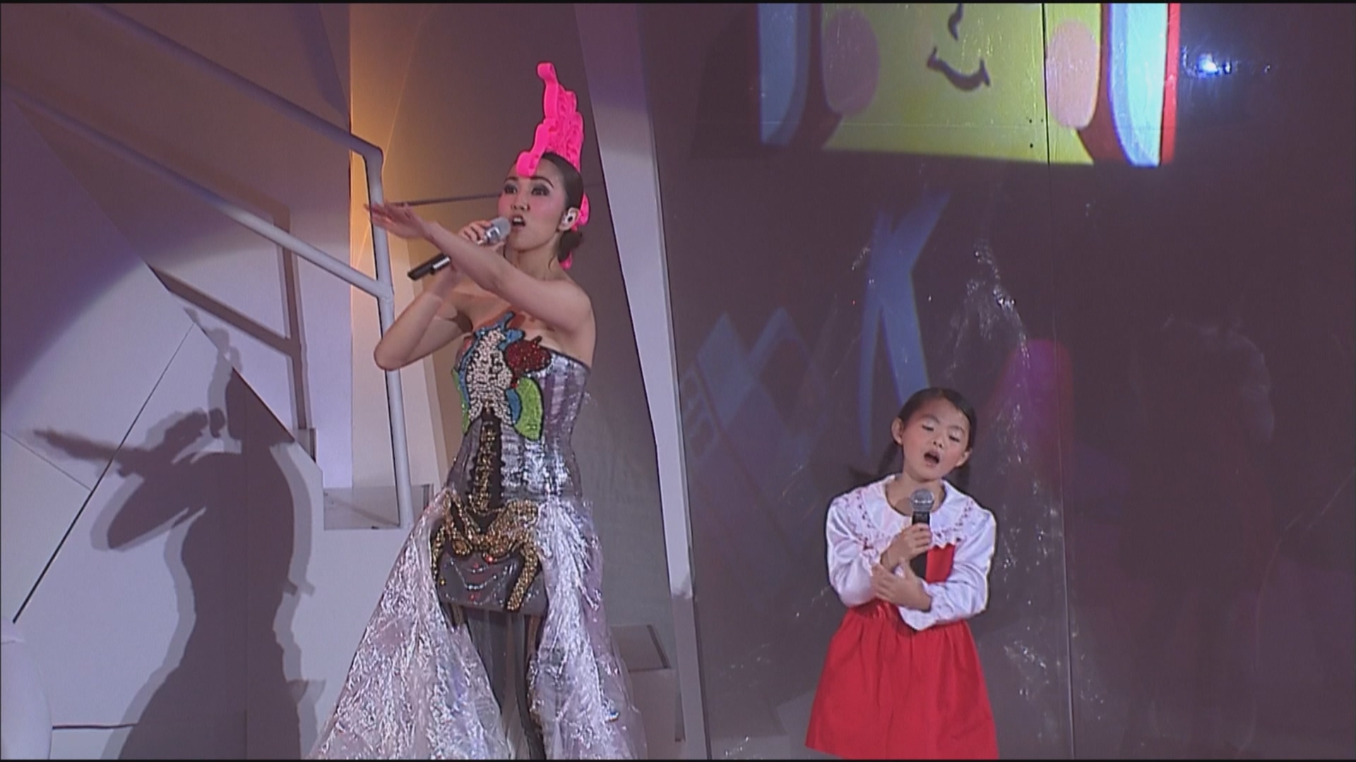 [115ed2k] [好多谢安琪 呐喊 Kay Tse Yelling Live 2009 香港红馆演唱会][ISO/45.36G]