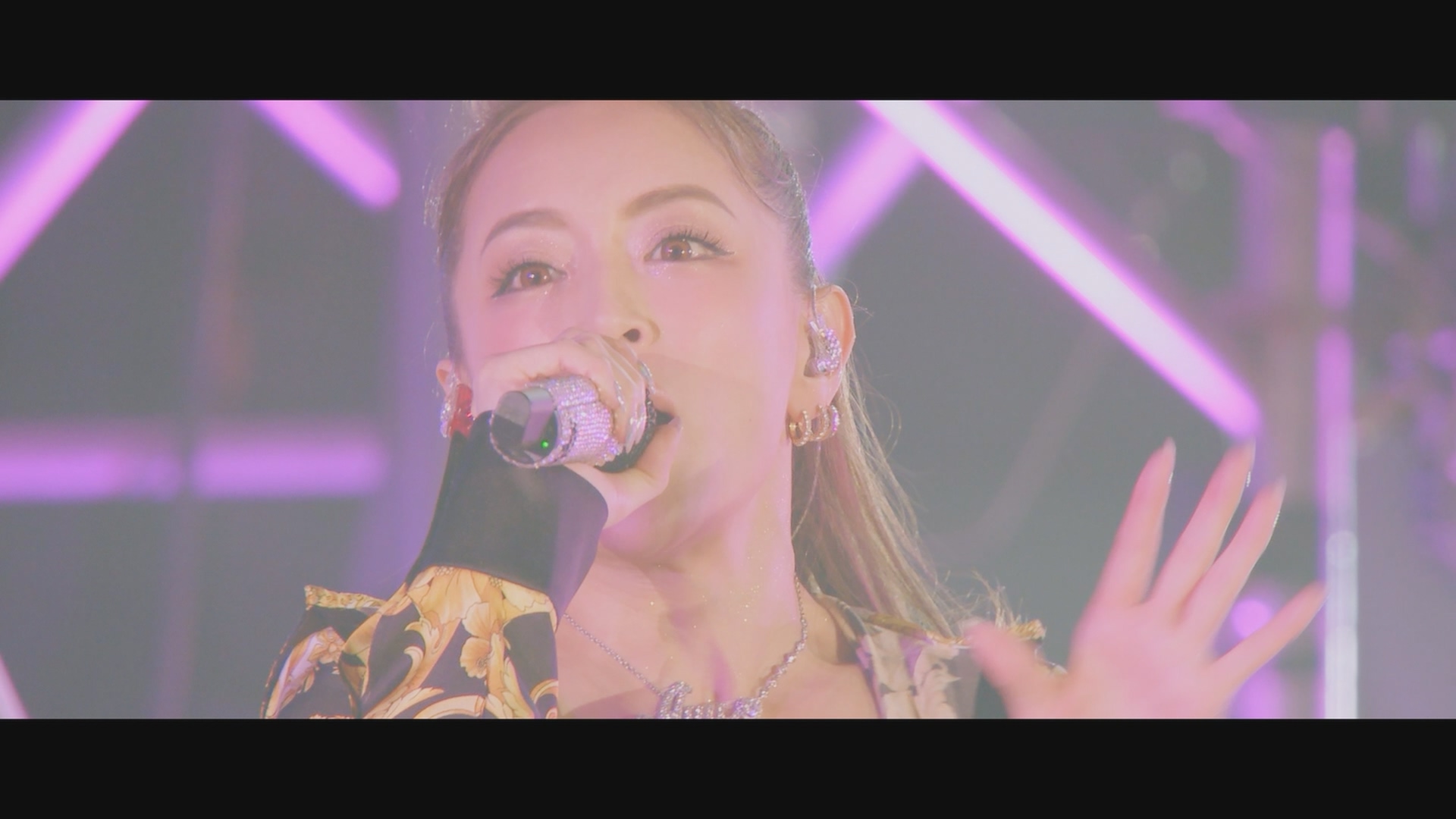 [115ed2k] [【蓝光原盘】滨崎步出道21周年纪念演唱会影像作品.Ayumi.Hamasaki.21st.anniversary][POWER.of.A³.-.TW.2019.BluRay.1080p.AVC.LPCM.Audio.2.0][ISO/33.89G]