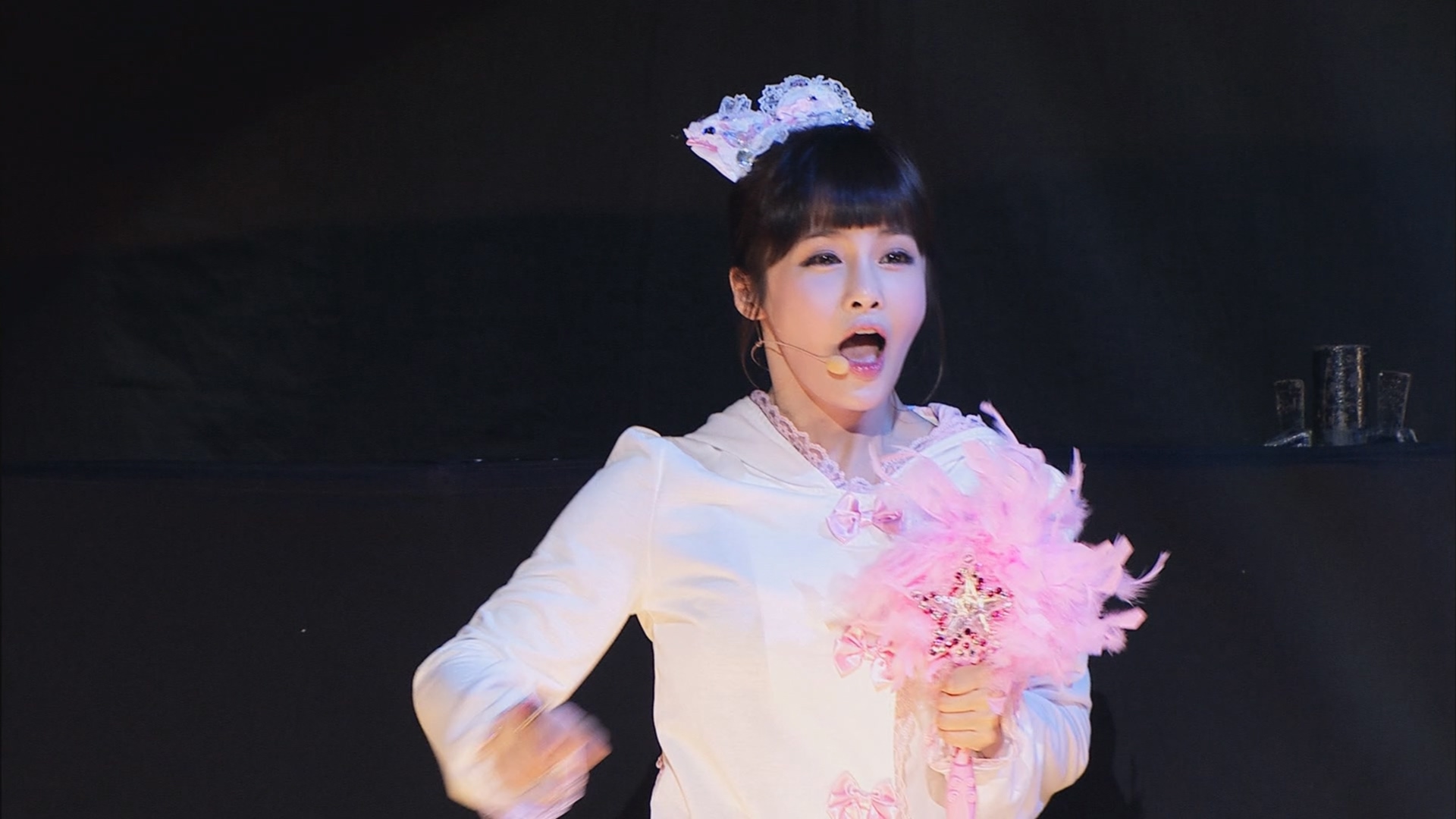 [百度云] [ T-ARA组合日本武道馆演唱会 T-ARA Japan Tour 2012 Jewelry Box][ISO/41.1]