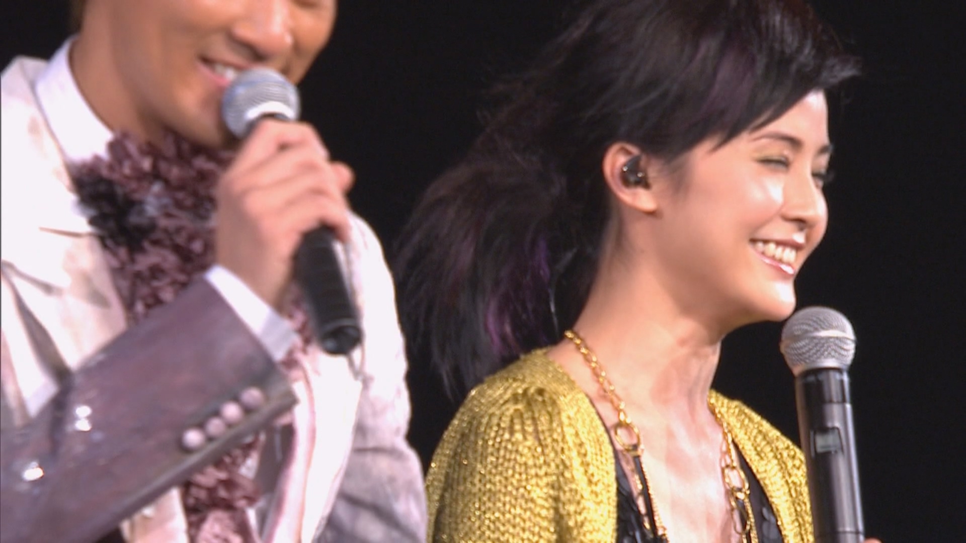 [115ed2k] [林峰-峯.情无限演唱会.Raymond.Lam.-.Lets.Get.Wet.Live.Karaoke.2009.Blu-ray.1080i][中字][ISO/44.5G]