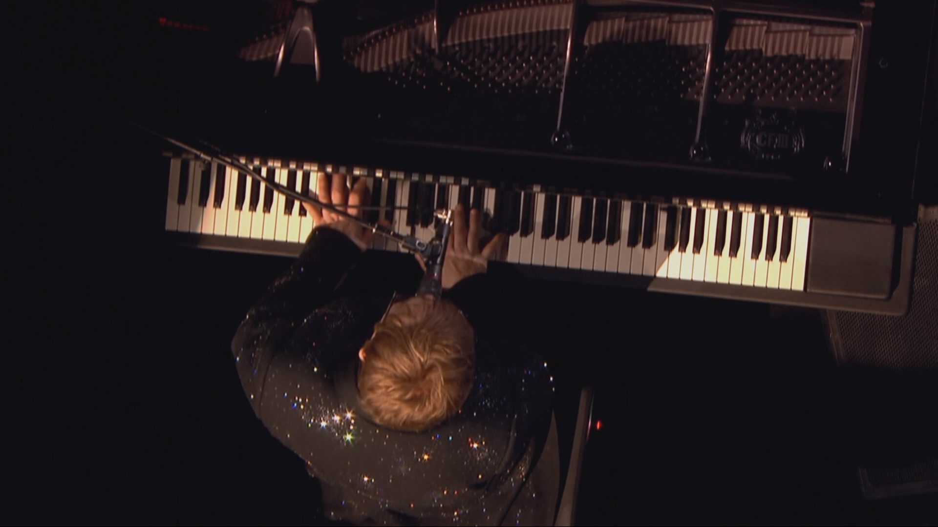 [115ed2k] [埃尔顿.约翰2014凯撒宫百万钢琴演唱会 Elton John: The Million Dollar Piano 2014][ISO/41.1G]