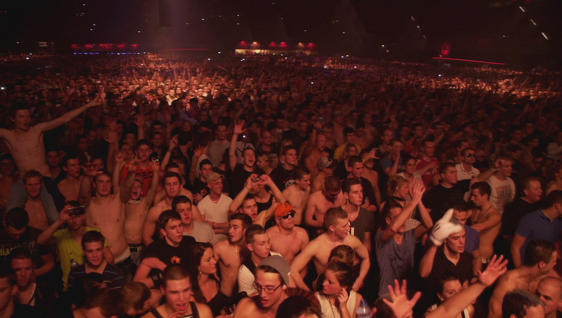 [115ed2k] [QLIMAX 大型DJ电音现场派对 2011.QLIMAX.Live.Registration.2011][ISO/22.2G]