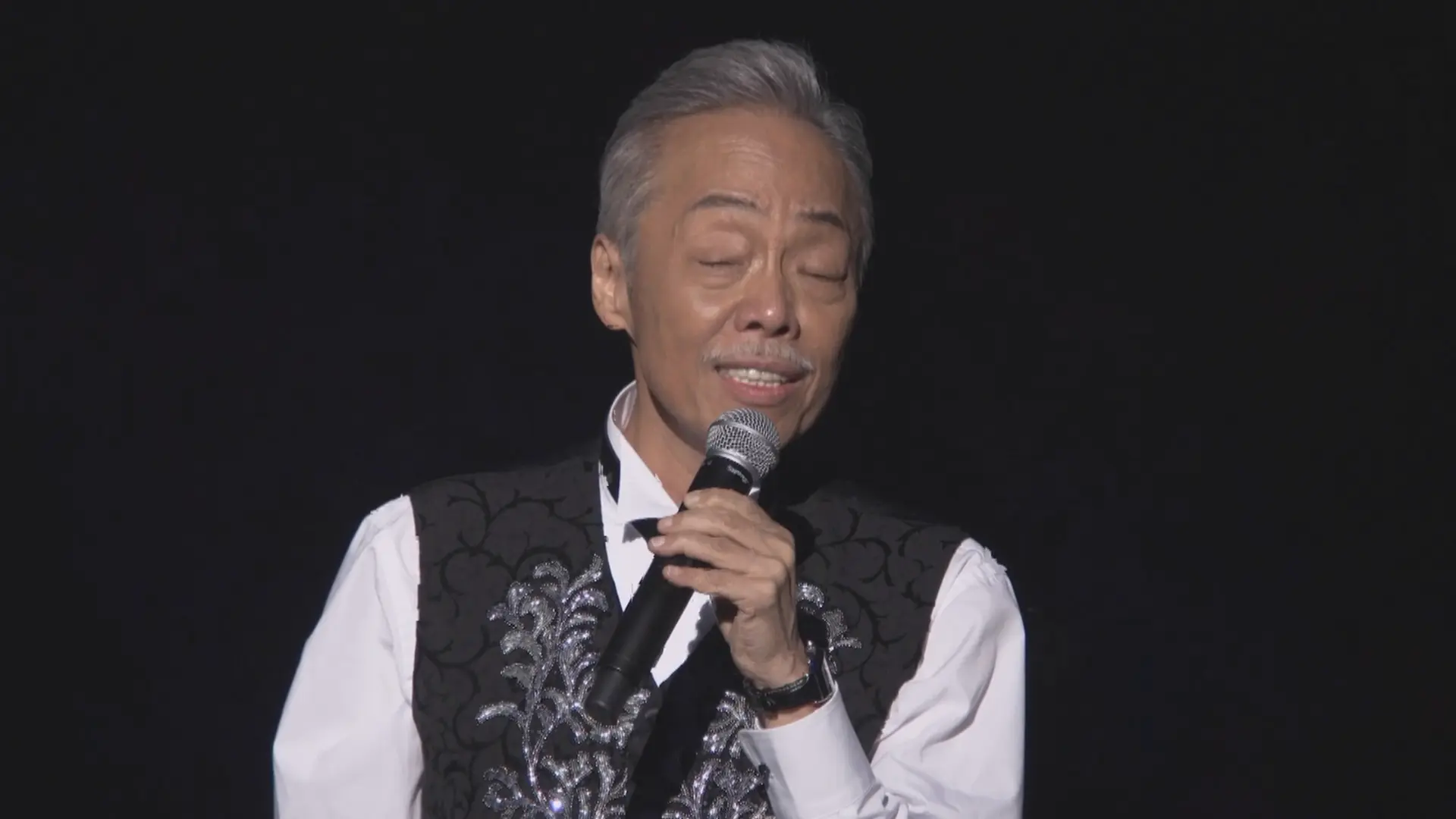 [115ed2k] [谷村新司.青山剧场独奏会][Blu-ray.1080p.H.264.LPCM][ISO/44.41 GB ]