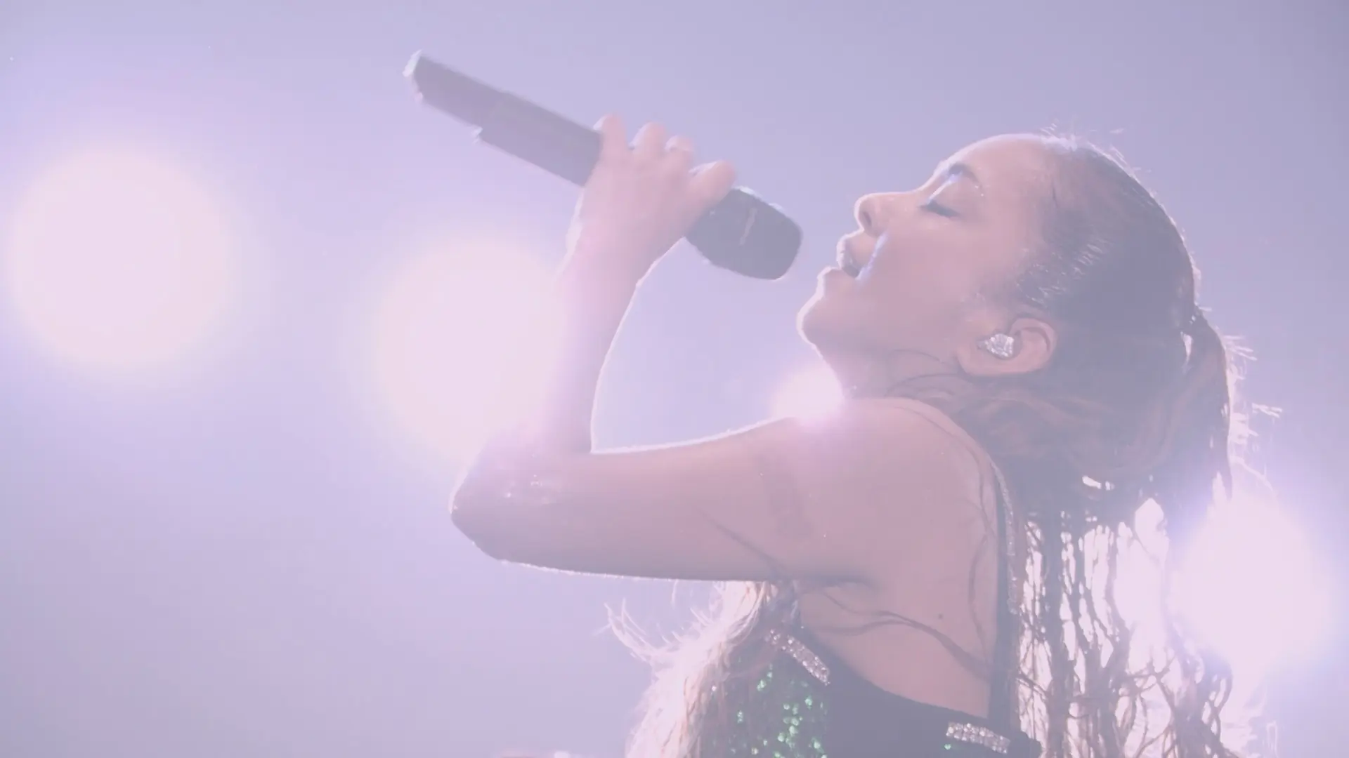 [115ed2k] [2014-安室奈美惠现场风格豪华版][Blu-ray.1080i.H.264.LPCM ][ISO/41.40 GiB]