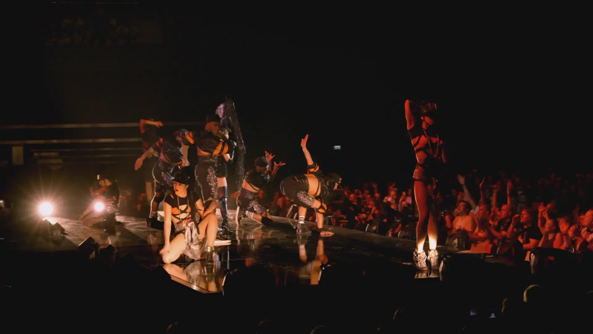 [115ed2k] [2014-凯莉.米洛亲我一次Kylie.Minogue.Kiss.Me.Once.Live.At.The.Sse.Hydro][Blu-ray.1080i.H.264.DTS-HD.MA.5.1][ISO/40.39 GiB]