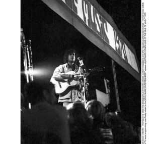 [115ed2k] [莱昂纳德·科恩：1970怀特岛音乐节演出实录][Blu-ray.1080i.H.264.LPCM][ISO/20.16G]