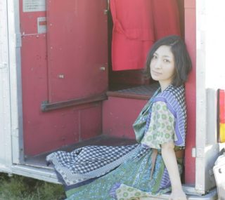 [115ed2k] [坂本真绫 Sakamoto Maaya Countdown Live 2012-2013 Tour Mitsubachi Final 东京跨年演唱会][ISO/41.56G]